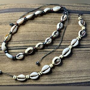 1970’s shell choker
